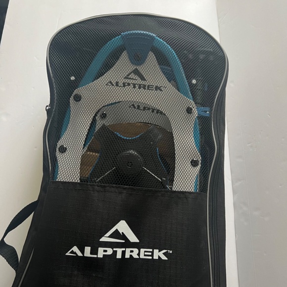 825 UNISEX Snowshoe Kit - Picture 4 of 12